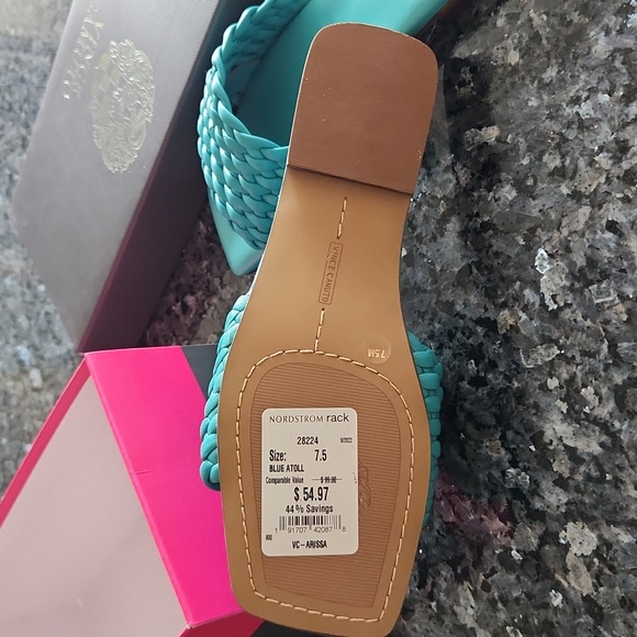 Vince Camuto Teal flat - Picture 3 of 3